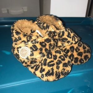 Ugg Bixbee Leopard Shoes